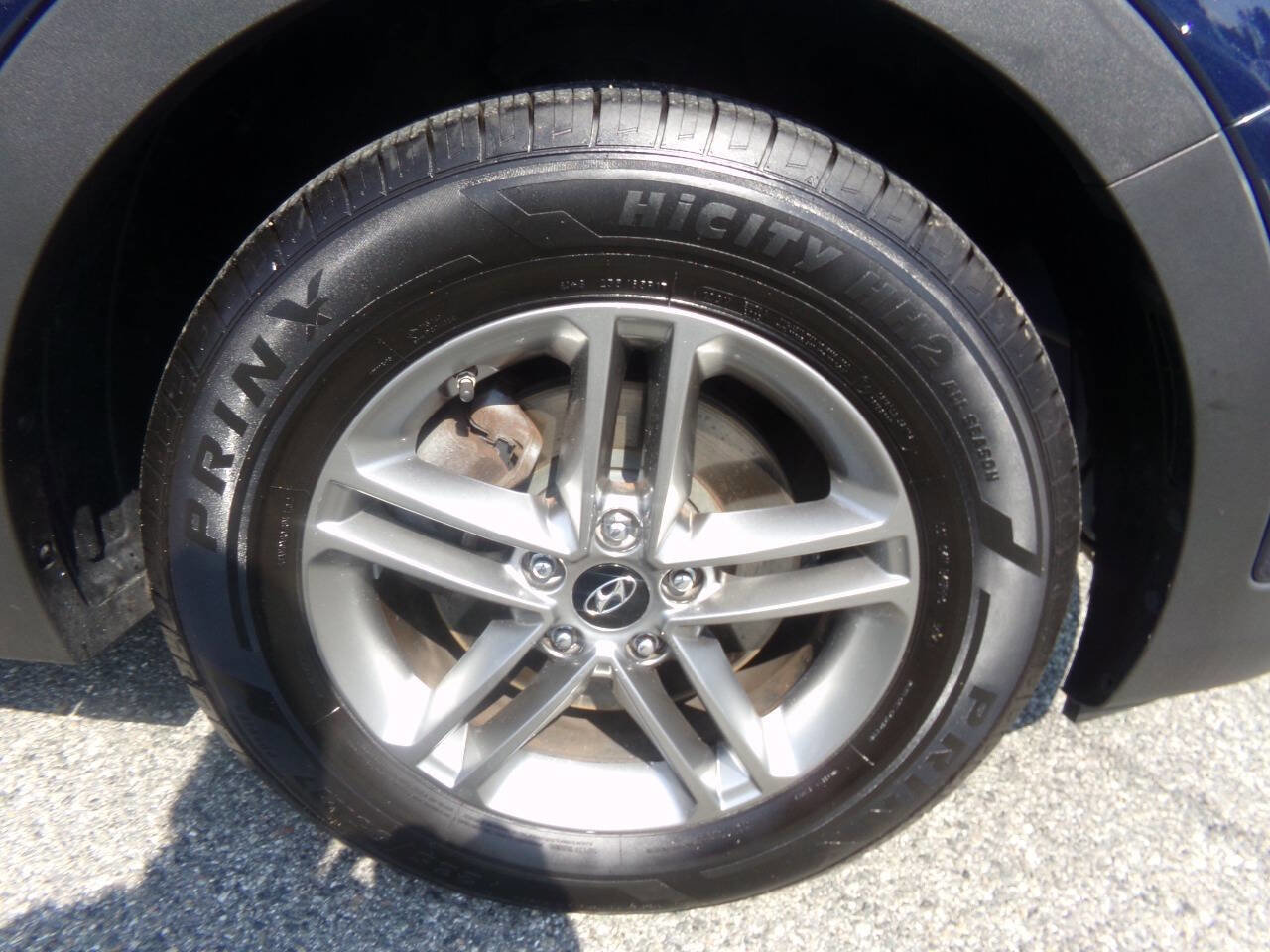 Used 2018 Hyundai Santa Fe Sport image 19