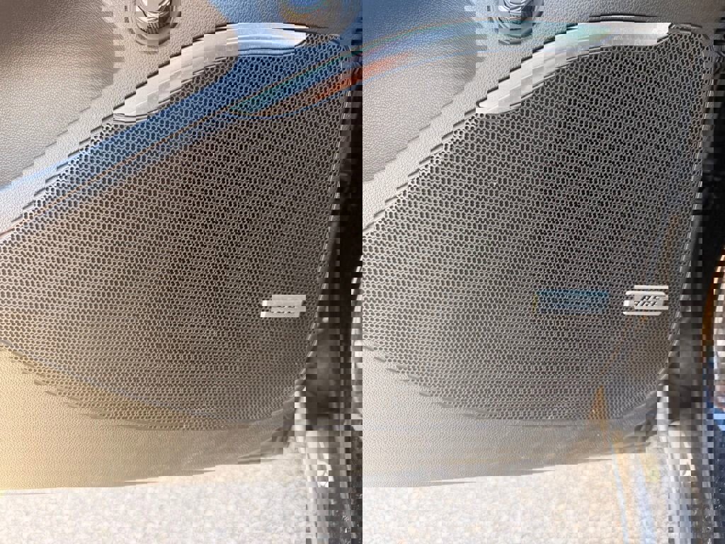 Used 2021 Buick Enclave Avenir w/ Avenir Technology Package AWD/4WD image 13