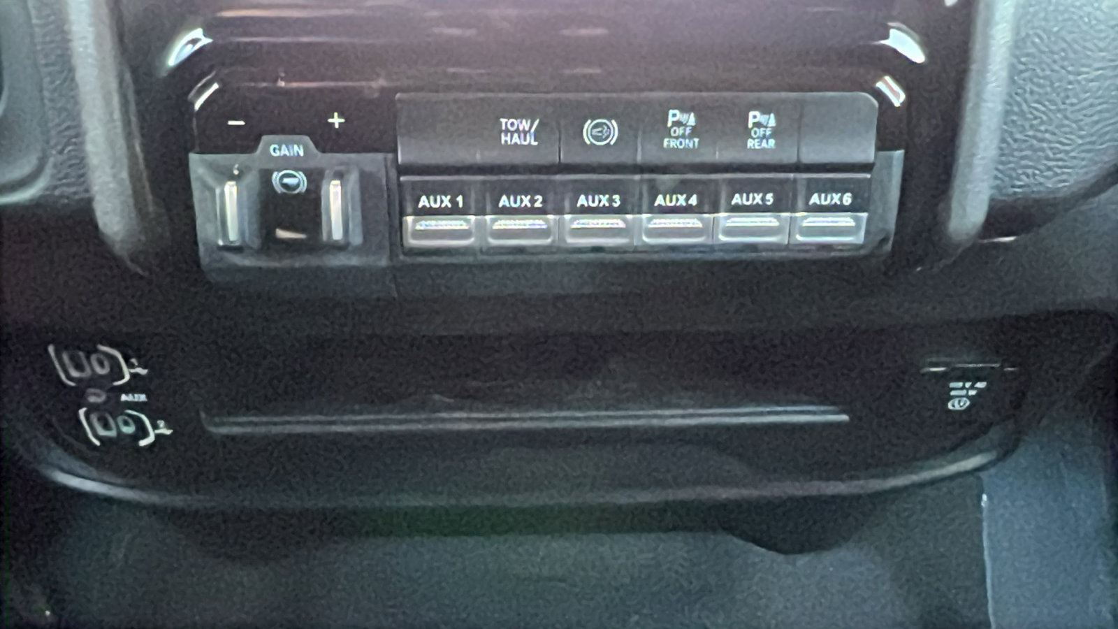 New 2025 RAM 2500 Tradesman image 24