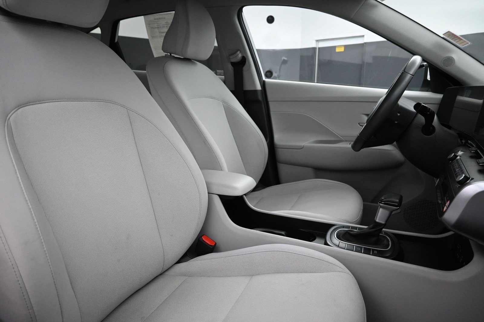 Certified 2024 Hyundai Kona SEL FWD image 27