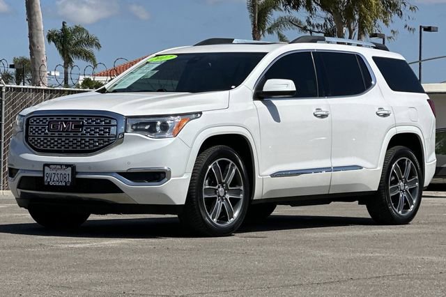 Used 2017 GMC Acadia Denali w/ Technology Package AWD/4WD image 8