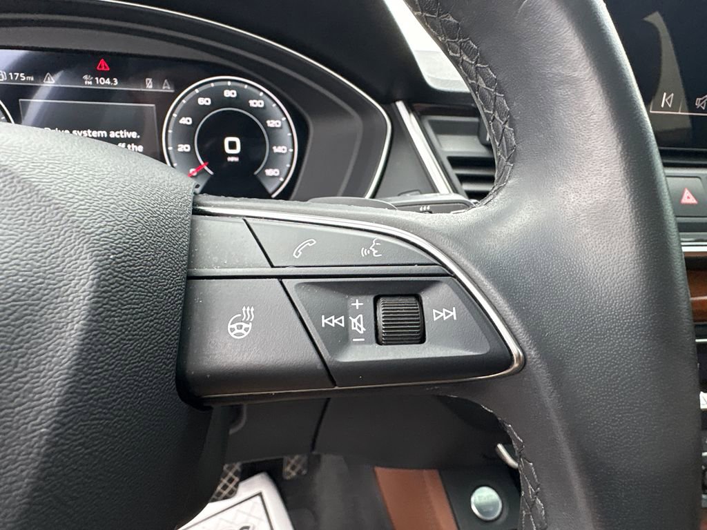 Used 2022 Audi Q5 2.0T Premium Plus image 22