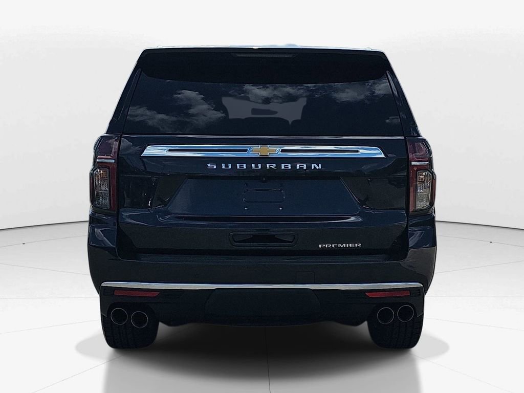 Used 2023 Chevrolet Suburban Premier image 6