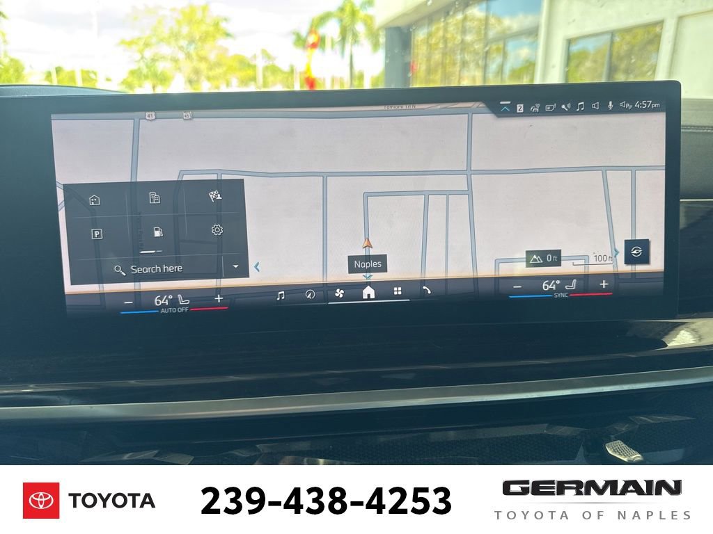 Used 2024 BMW X5 sDrive40i w/ Premium Package image 15