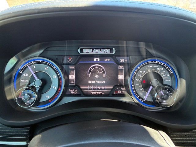 Used 2020 RAM 3500 Limited image 13