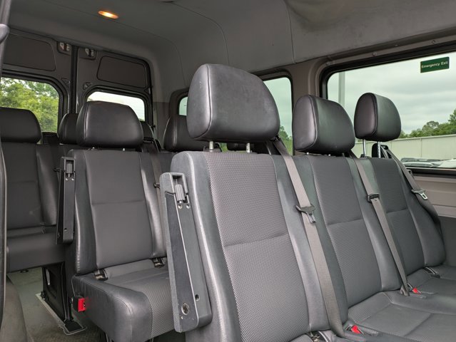 Used 2018 Mercedes-Benz Sprinter 2500 image 14