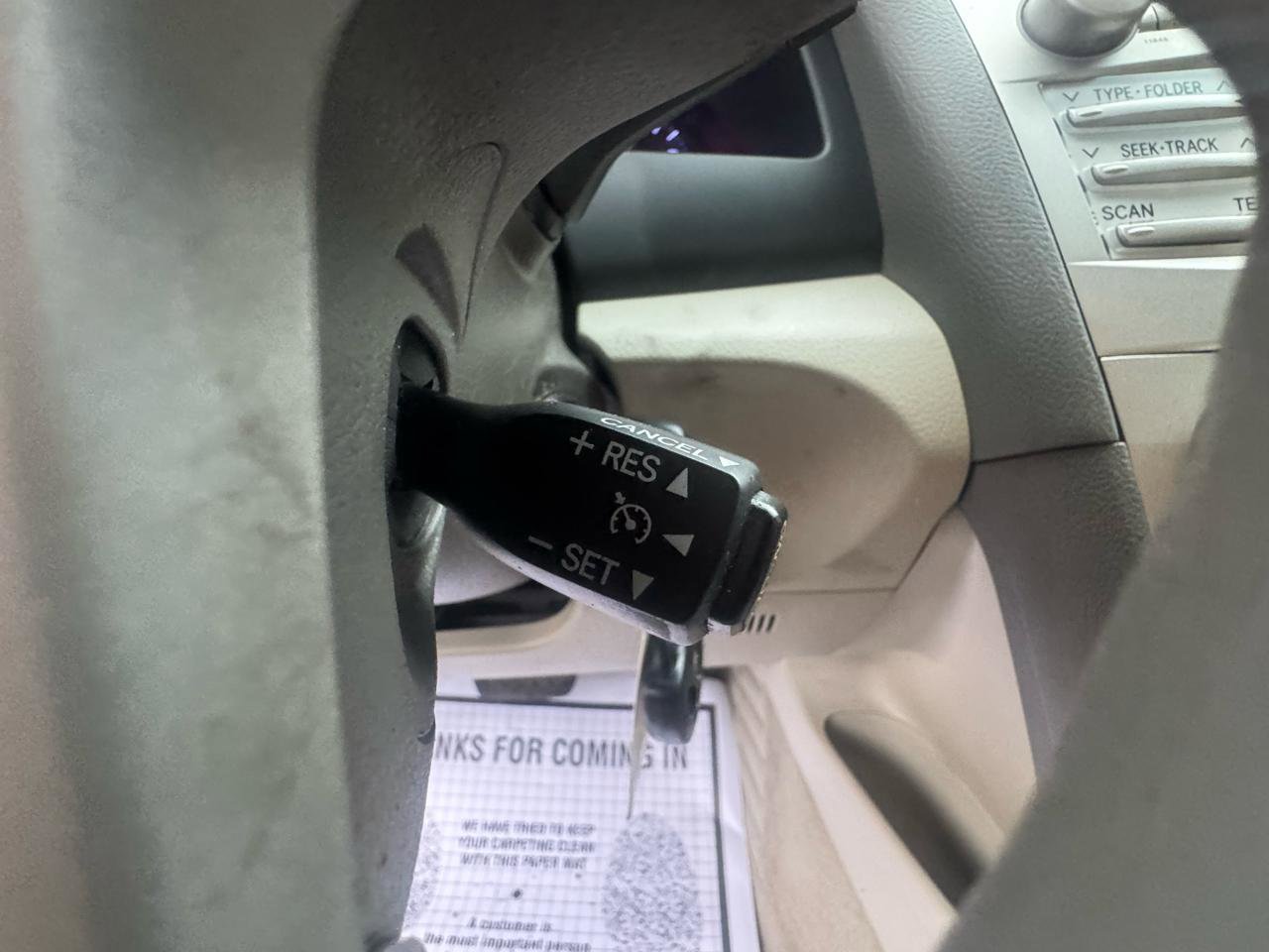Used 2011 Toyota Camry LE FWD image 15