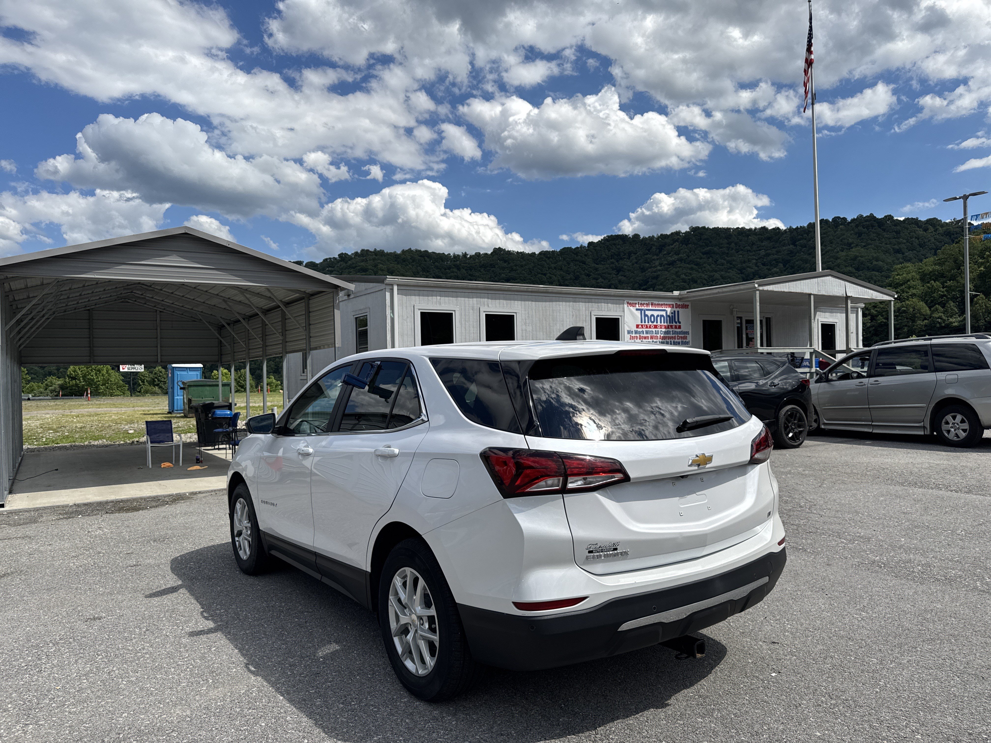 Used 2022 Chevrolet Equinox LT FWD image 8