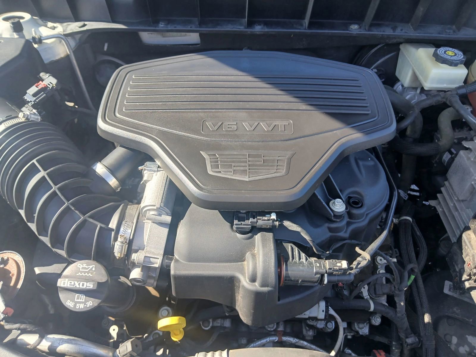 Used 2017 Cadillac XT5 FWD w/ LPO, Wheel Lock Package image 23