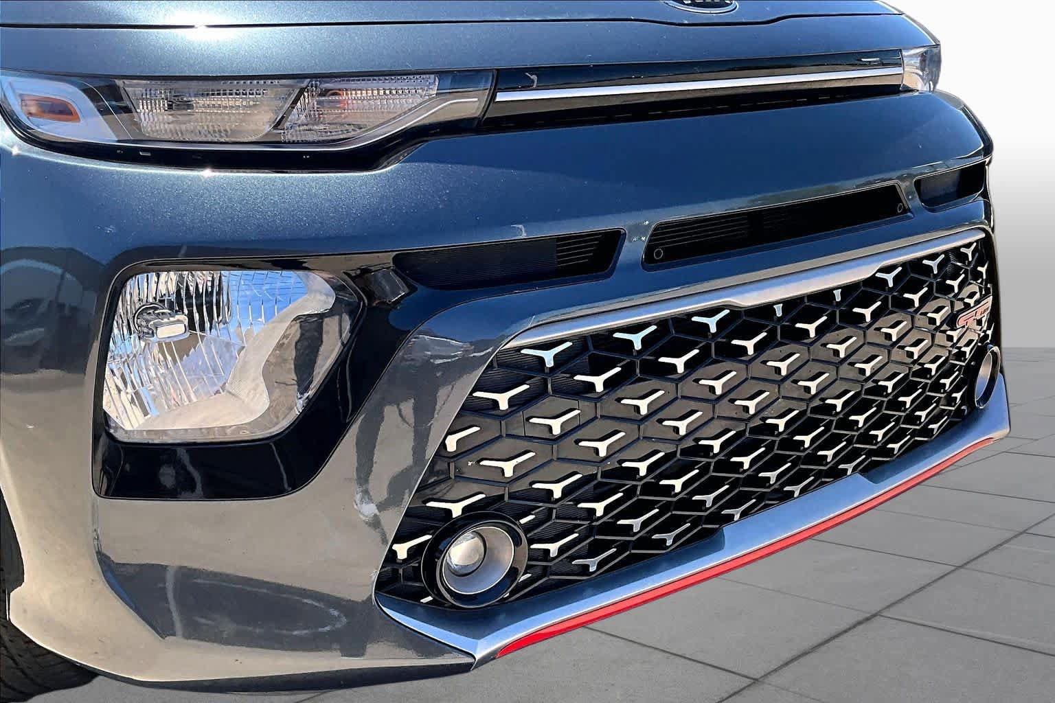 Used 2020 Kia Soul GT-Line FWD image 28