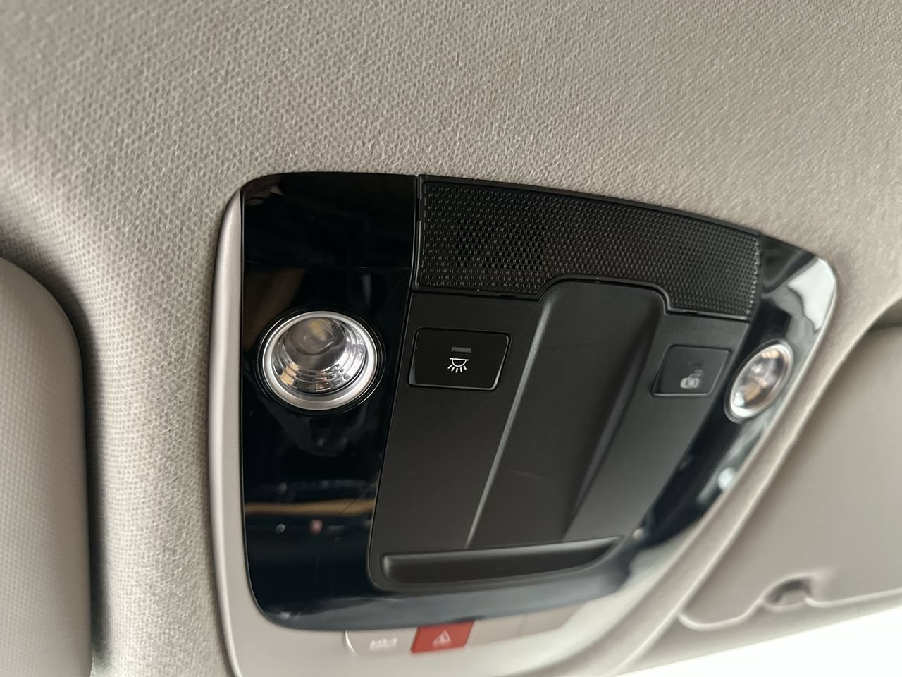 Certified 2024 Kia Seltos EX FWD image 9