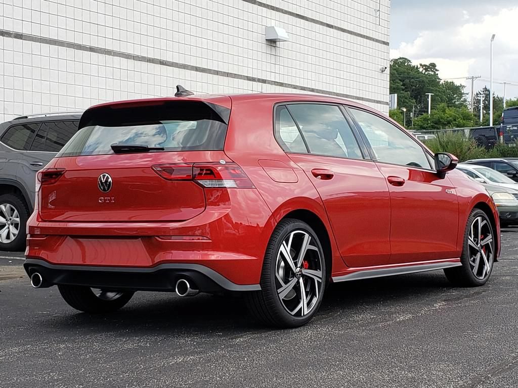 New 2026 Volkswagen GTI SE FWD image 3