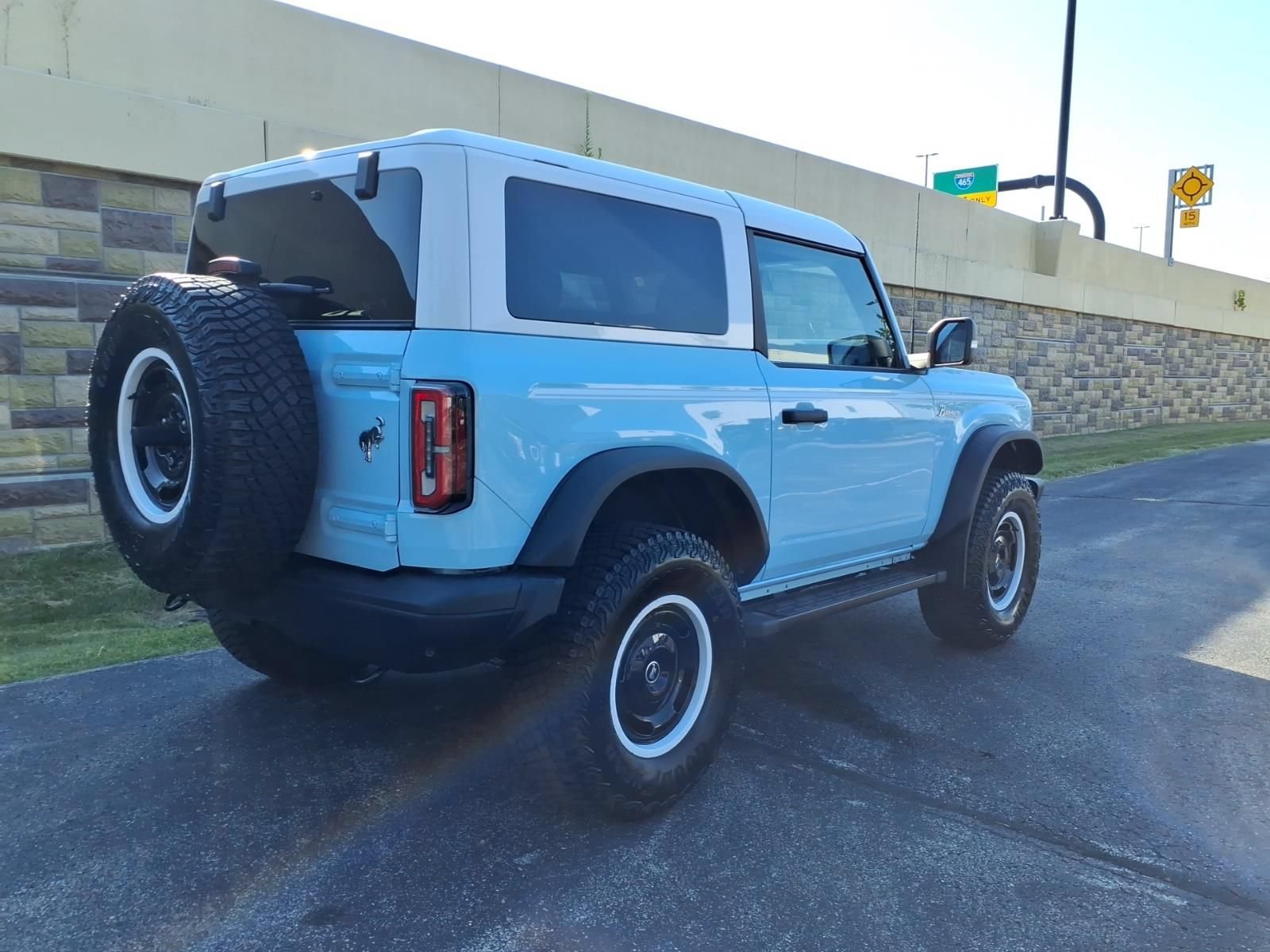 Used 2024 Ford Bronco Heritage Edition AWD/4WD image 9