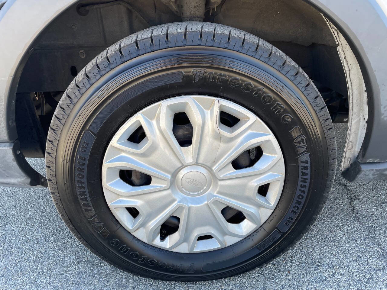 Used 2015 Ford Transit 150 XLT RWD image 10
