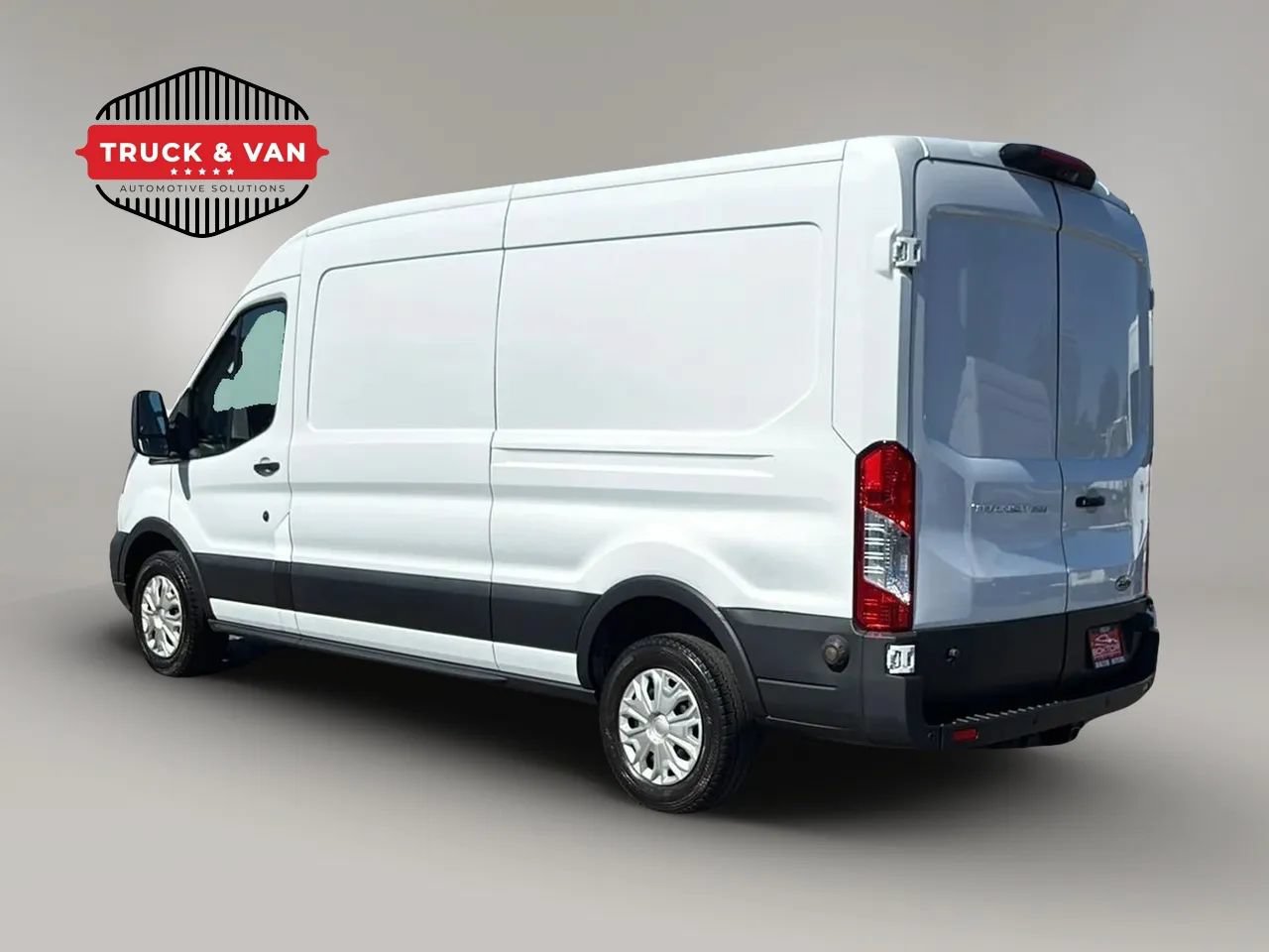 Used 2020 Ford Transit 250 Medium Roof RWD image 6