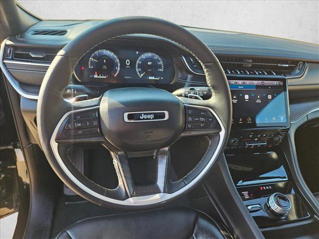 Used 2024 Jeep Grand Cherokee L Limited w/ Luxury Tech Group II image 19