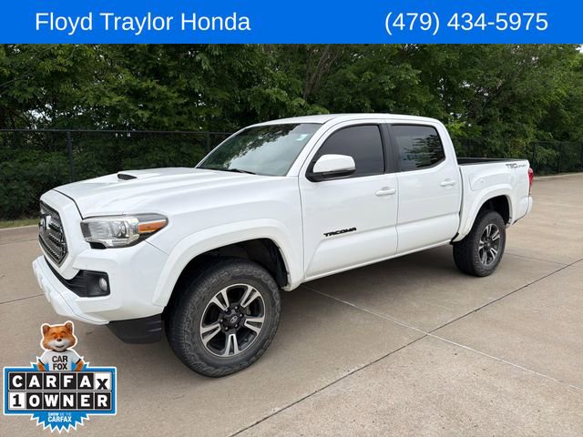Used 2017 Toyota Tacoma TRD Sport w/ Tow Package image 1