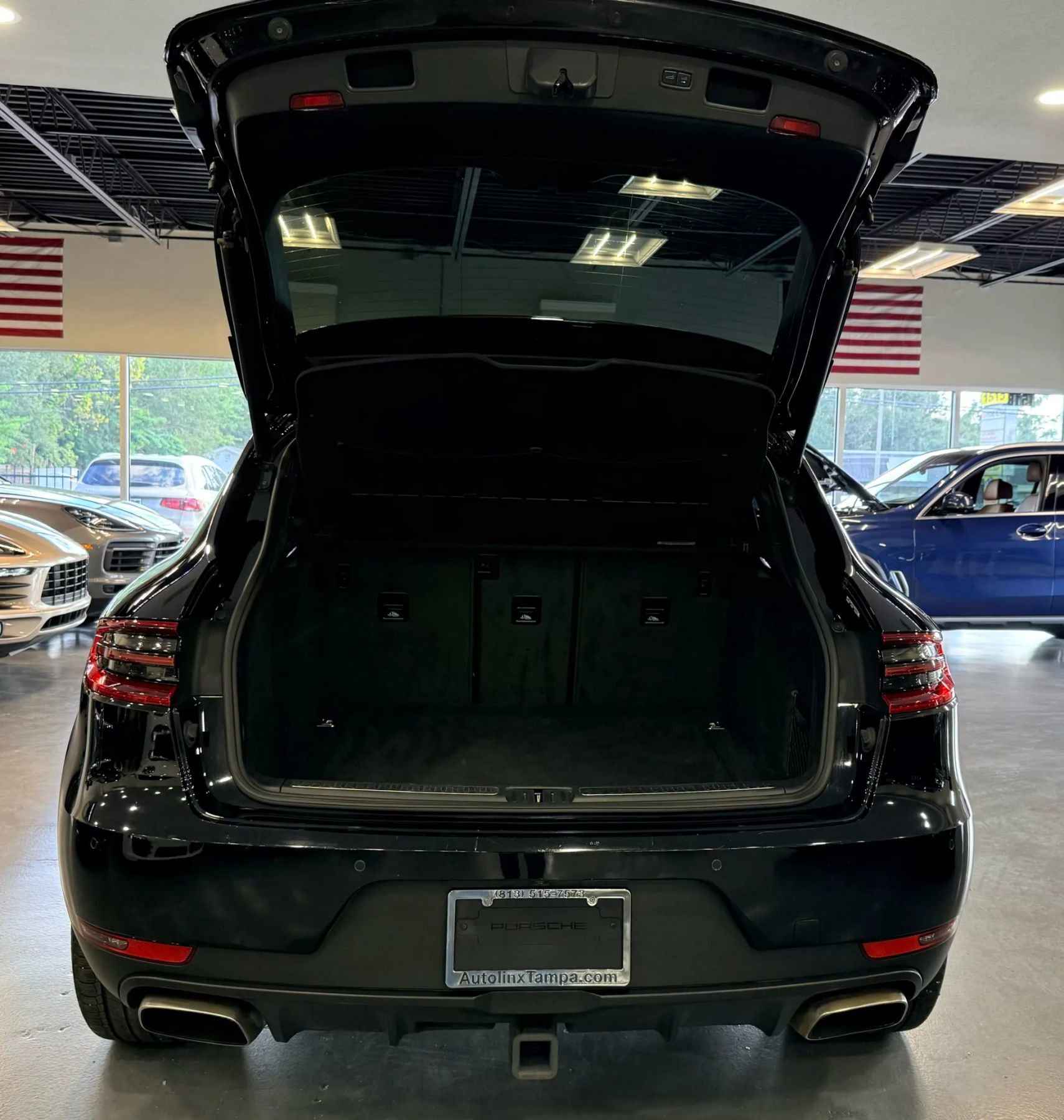 Used 2018 Porsche Macan Sport Edition image 38