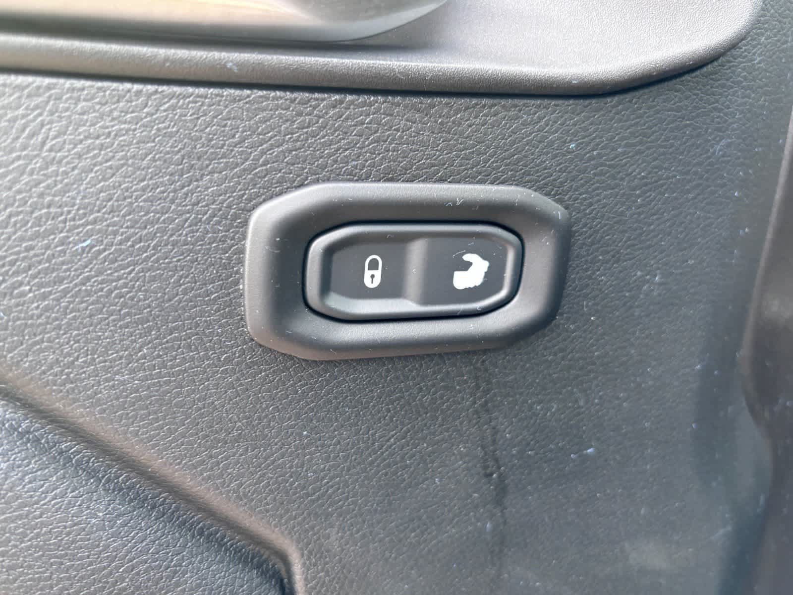 Used 2021 Jeep Wrangler Unlimited Rubicon AWD/4WD image 21
