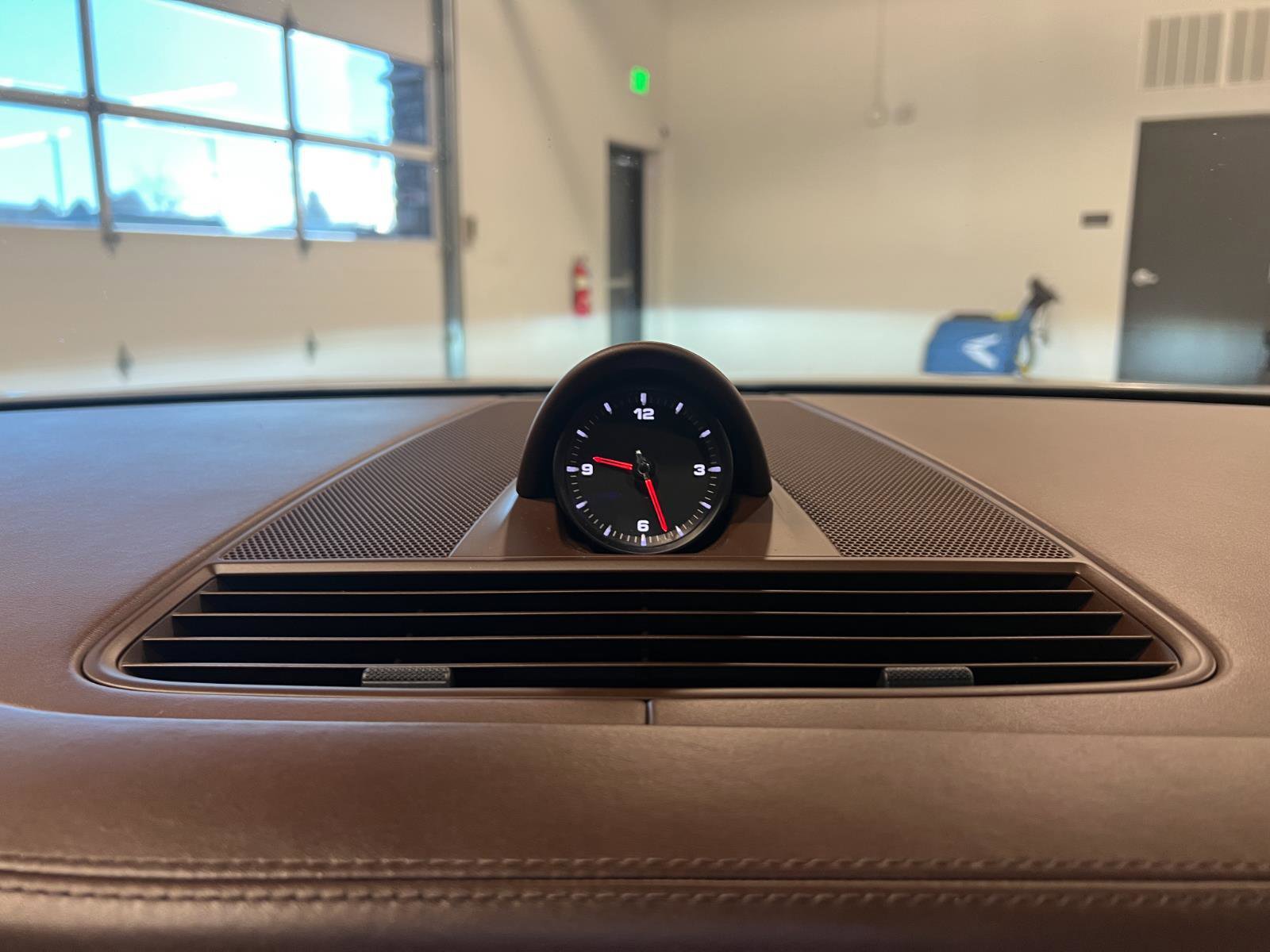 Used 2020 Porsche Panamera 4S image 17