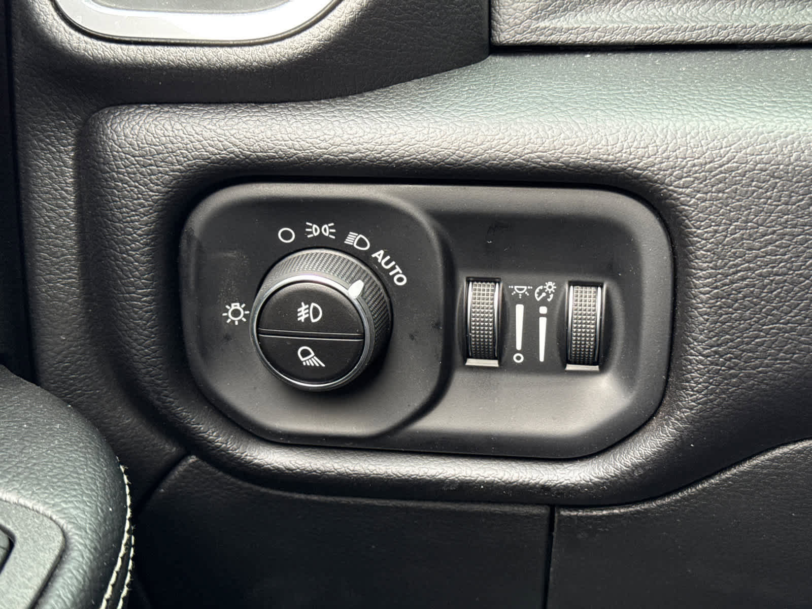 New 2026 RAM 2500 Laramie image 23