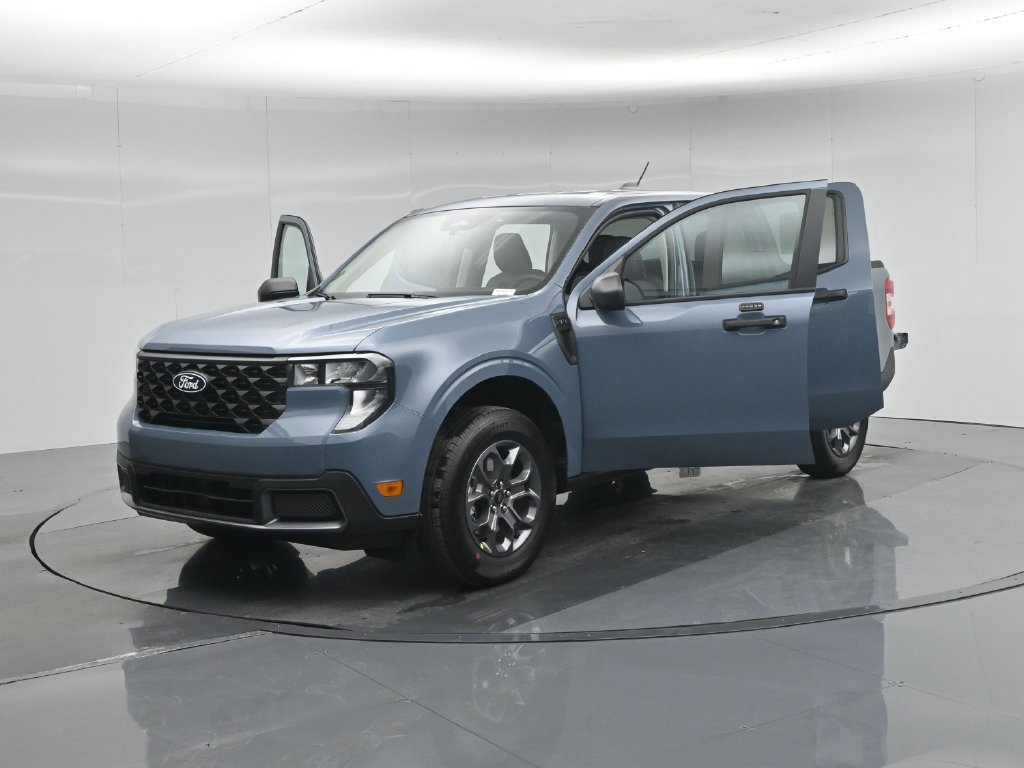 New 2026 Ford Maverick XLT FWD image 32