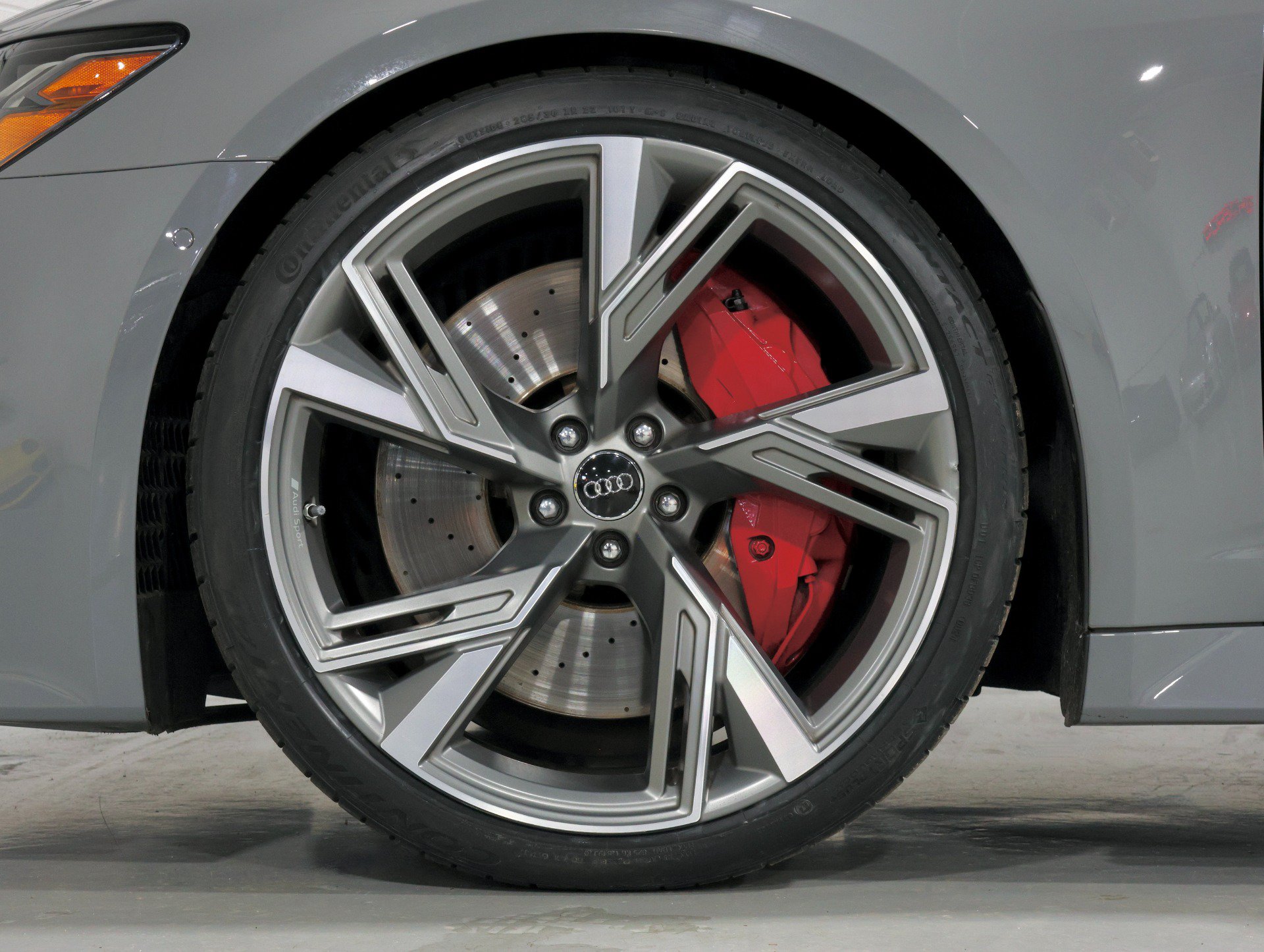 Used 2021 Audi RS 6 AWD/4WD image 22