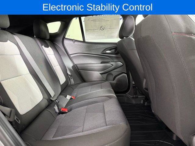 New 2026 Chevrolet Trax RS w/ Sunroof Package image 19