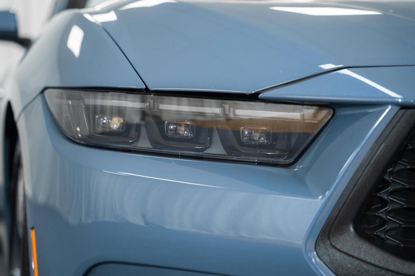 Certified 2025 Ford Mustang Premium w/ Wheel & Stripe Package image 17