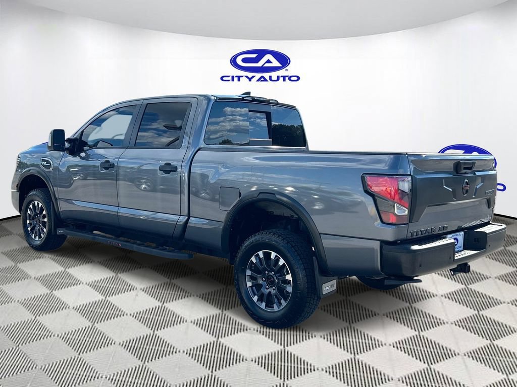 Used 2022 Nissan Titan PRO-4X AWD/4WD image 7