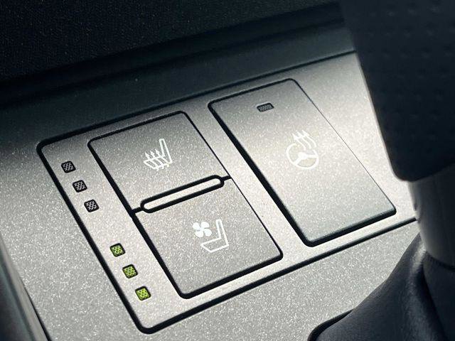 Certified 2024 Lexus IS 350 F Sport w/ Navigation Package RWD image 38