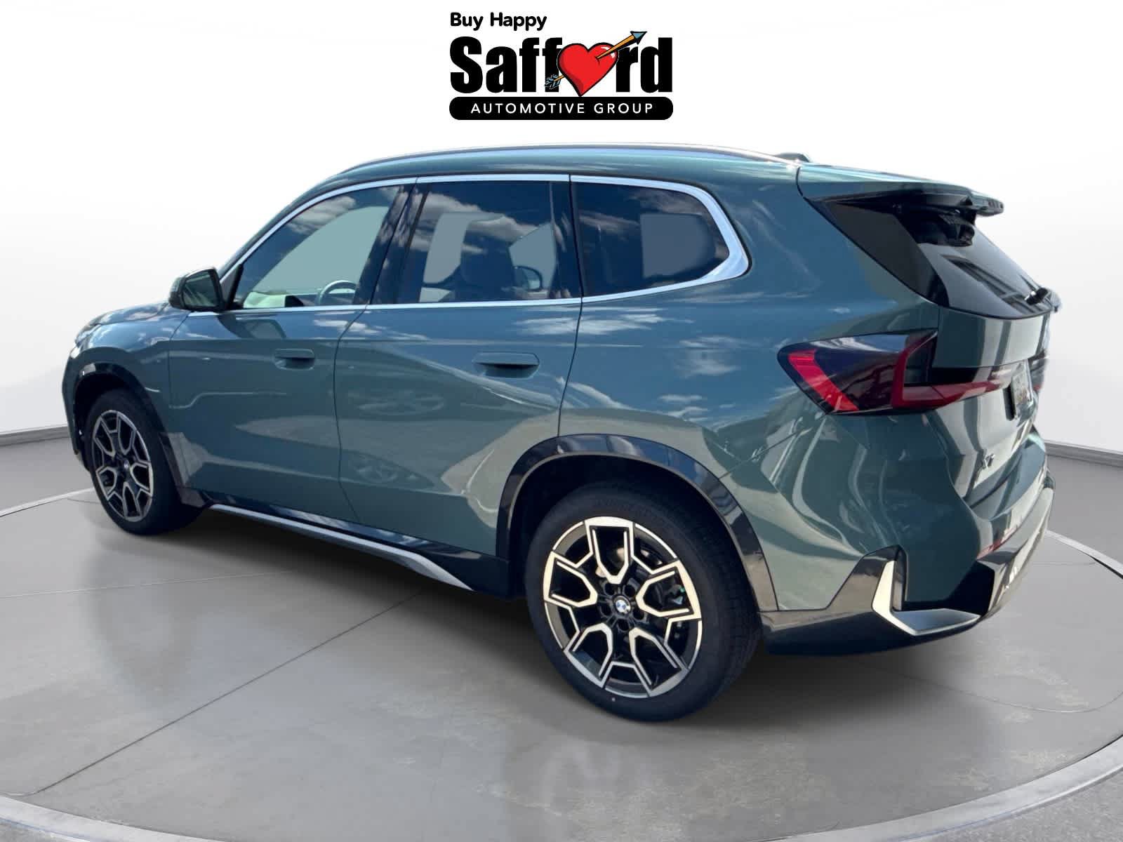 Used 2026 BMW X1 xDrive28i w/ Technology Package AWD/4WD image 4