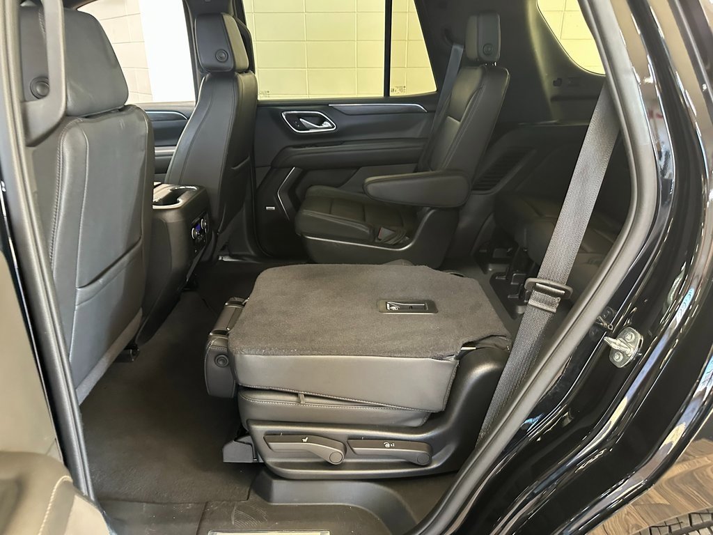 Used 2024 Chevrolet Tahoe LT image 33