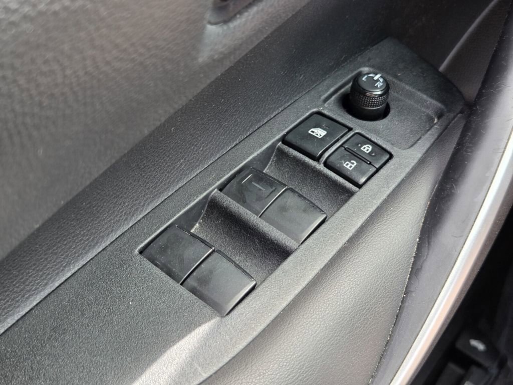 Used 2023 Toyota Corolla SE image 22