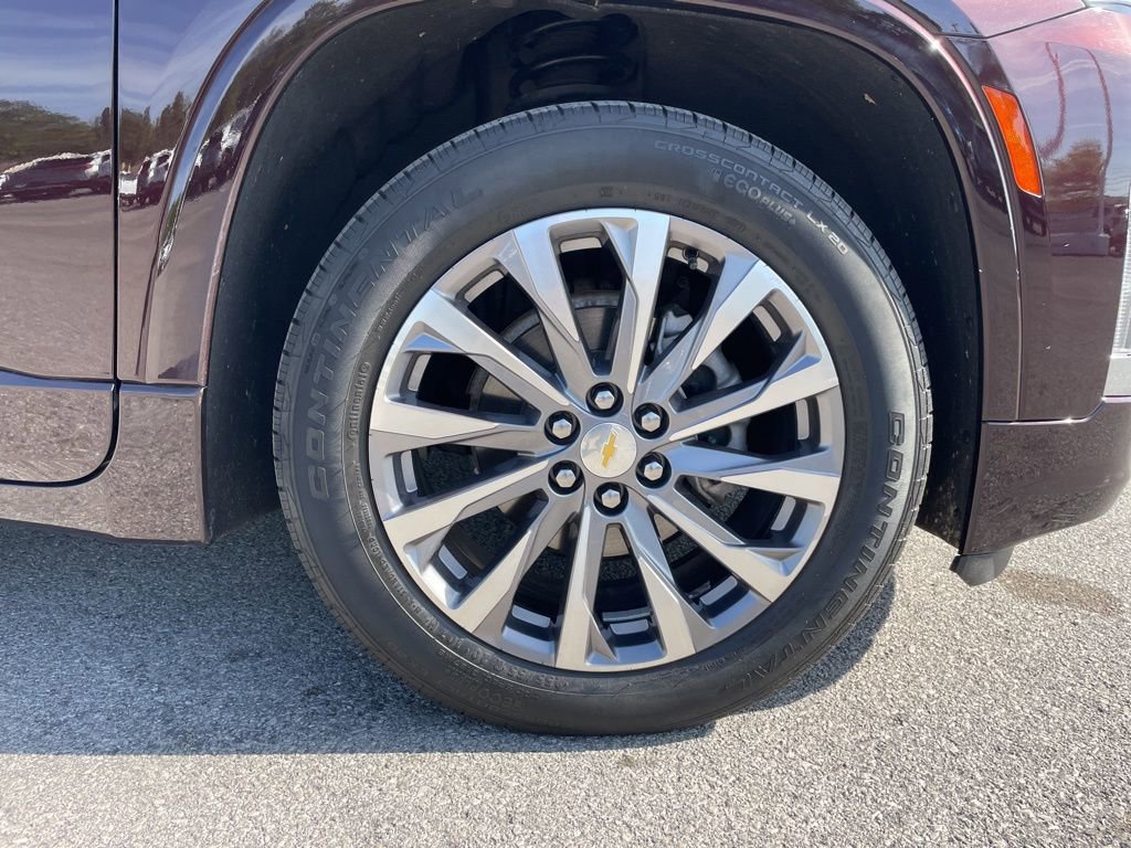 Used 2023 Chevrolet Traverse Premier AWD/4WD image 56