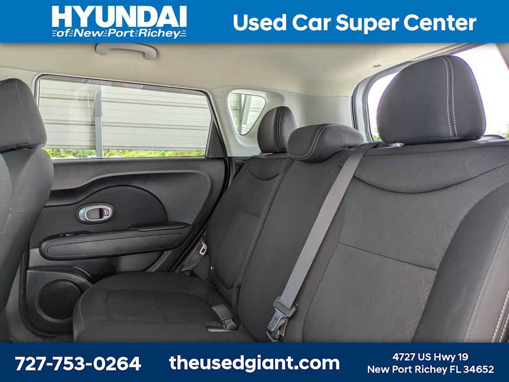 Used 2018 Kia Soul FWD image 14