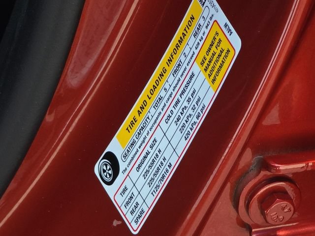 Used 2024 Chevrolet Trax ACTIV w/ Driver Confidence Package FWD image 34