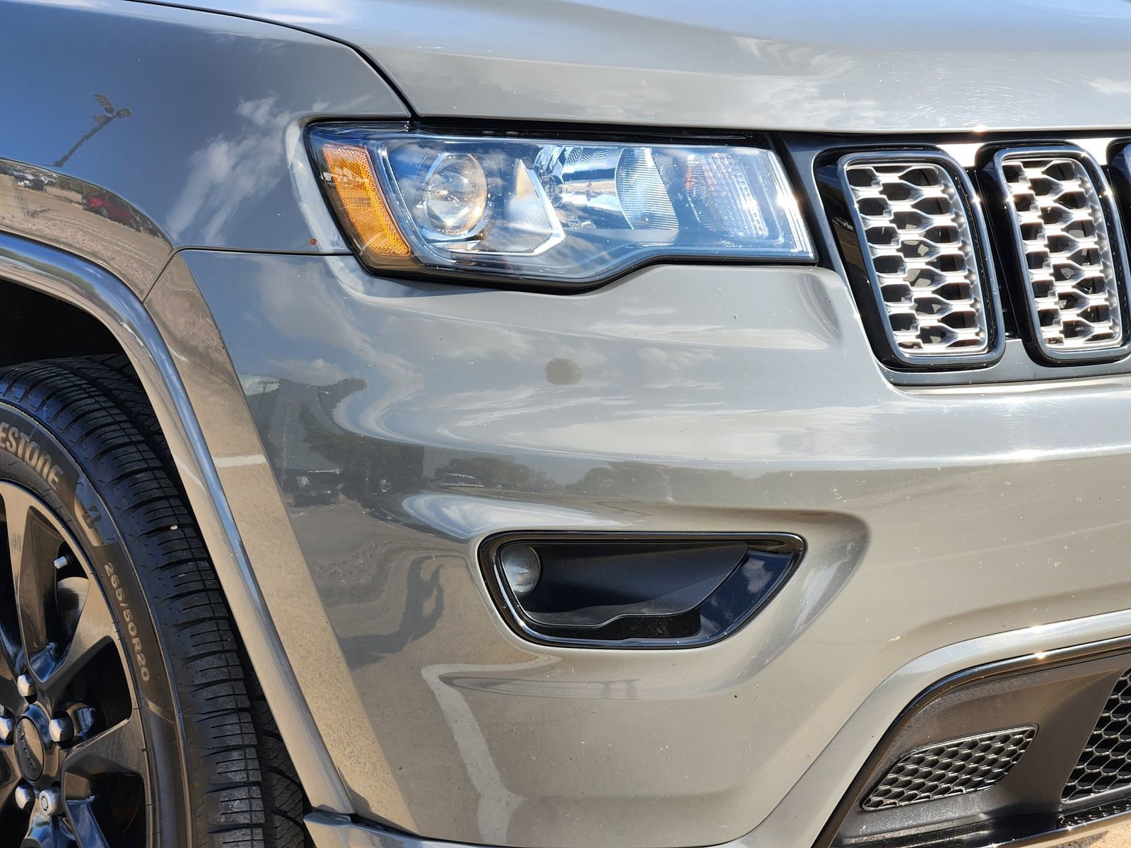 Used 2020 Jeep Grand Cherokee Altitude image 9
