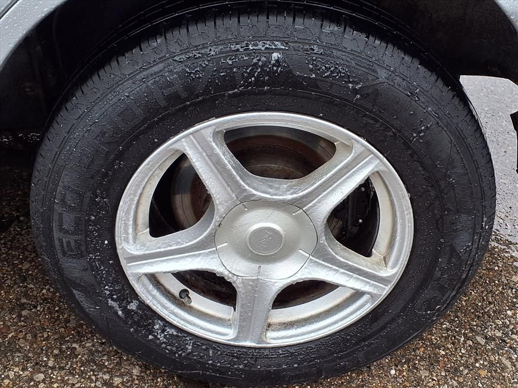 Used 2005 Toyota RAV4 4WD image 9