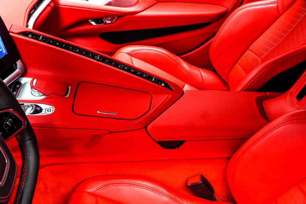 Used 2024 Chevrolet Corvette Stingray Premium Cpe w/ Z51 Performance Package RWD image 25