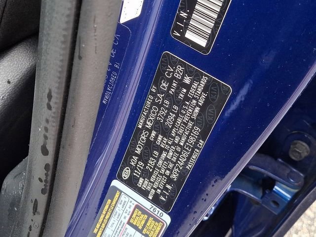 Used 2020 Kia Forte LXS FWD image 35
