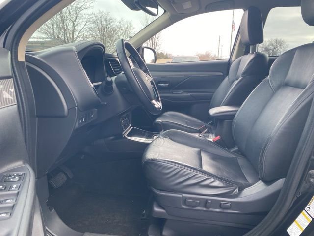 Used 2020 Mitsubishi Outlander SEL image 23