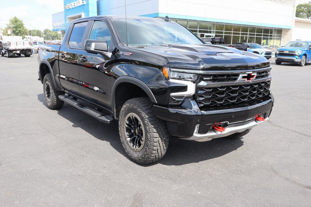 New 2025 Chevrolet Silverado 1500 ZR2 w/ Technology Package image 2