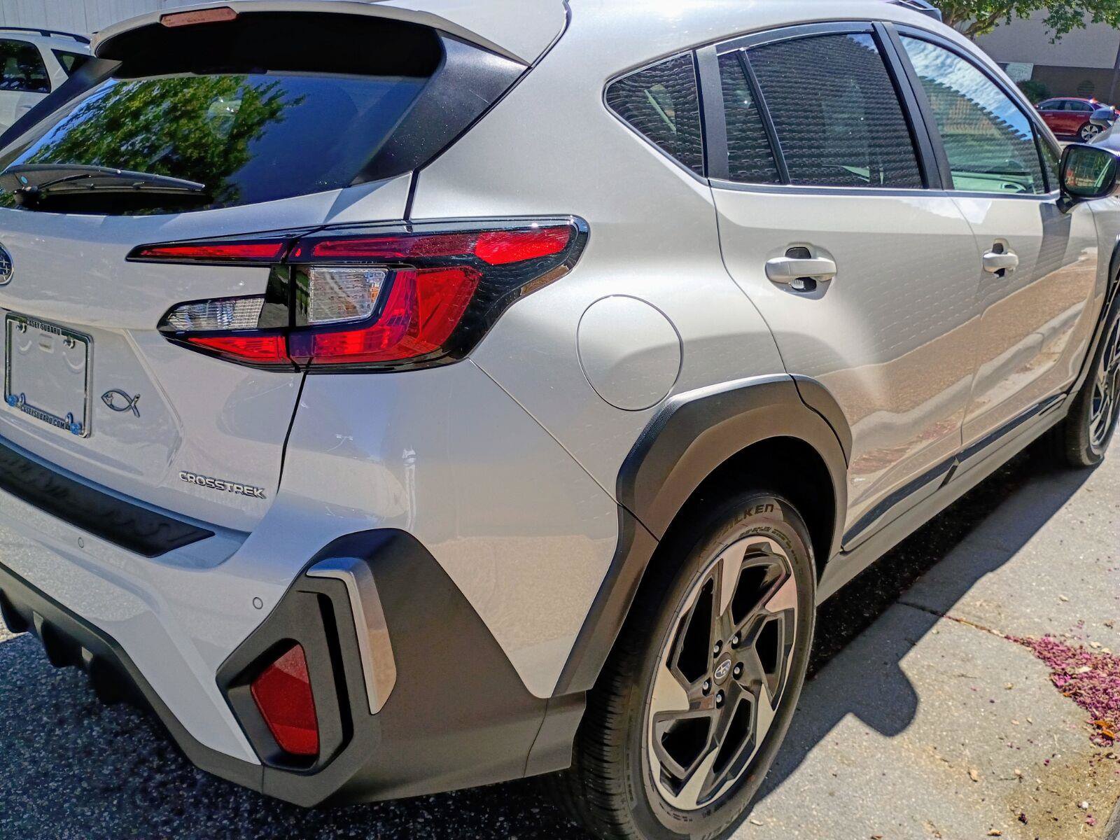 Used 2025 Subaru Crosstrek 2.5i Limited w/ Crosstrek Mirror Package AWD/4WD image 7