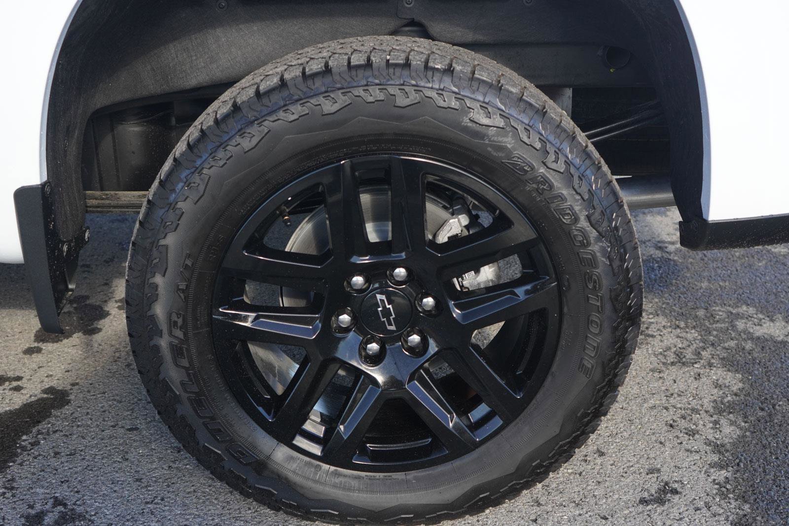 New 2026 Chevrolet Silverado 1500 LT Trail Boss w/ Convenience Package II AWD/4WD image 12