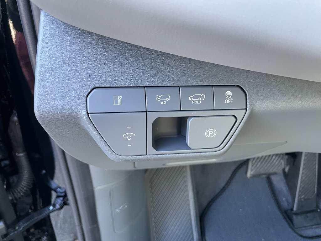 New 2026 Kia EV9 Wind image 11