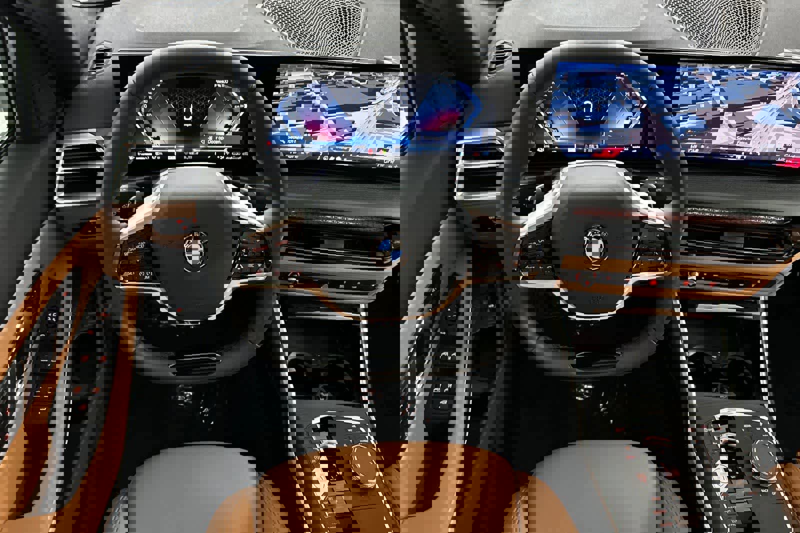 Used 2025 BMW 330i xDrive Sedan w/ Convenience Package image 14