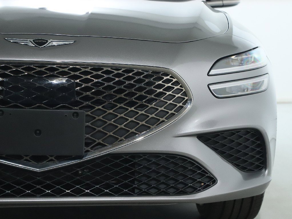 Used 2024 Genesis G70 2.5T image 7