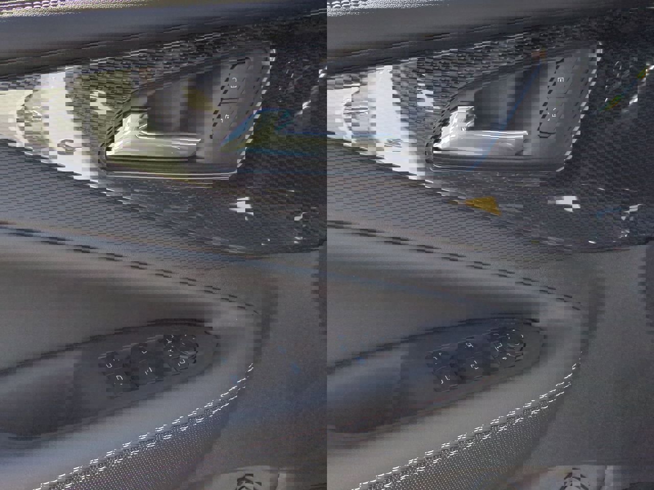 New 2026 Chevrolet Blazer EV LT image 23