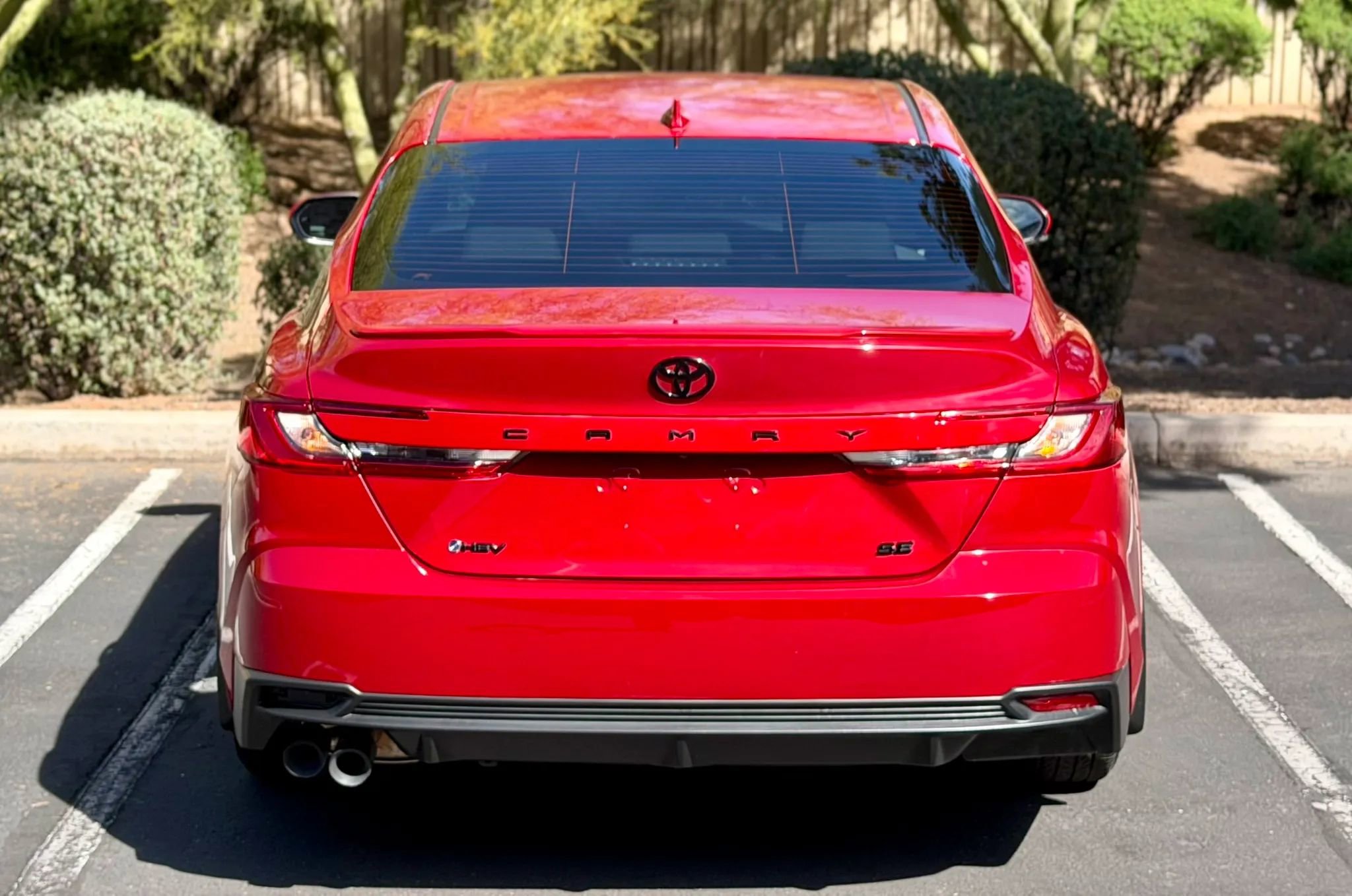 Used 2025 Toyota Camry SE w/ Convenience Package image 7